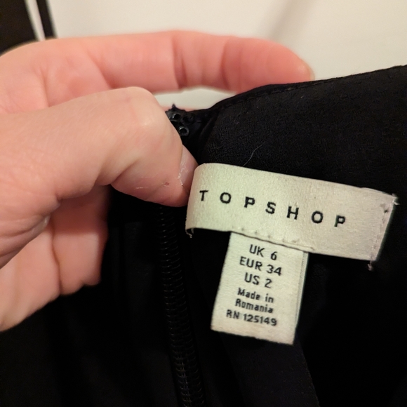 Topshop Black Plunging Dress - Picture 4 of 4